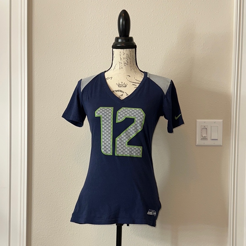 Athletic t shirt
